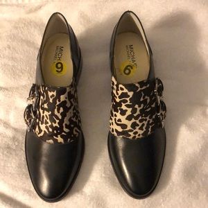 Michael Kors black leather size 9 new/never worn